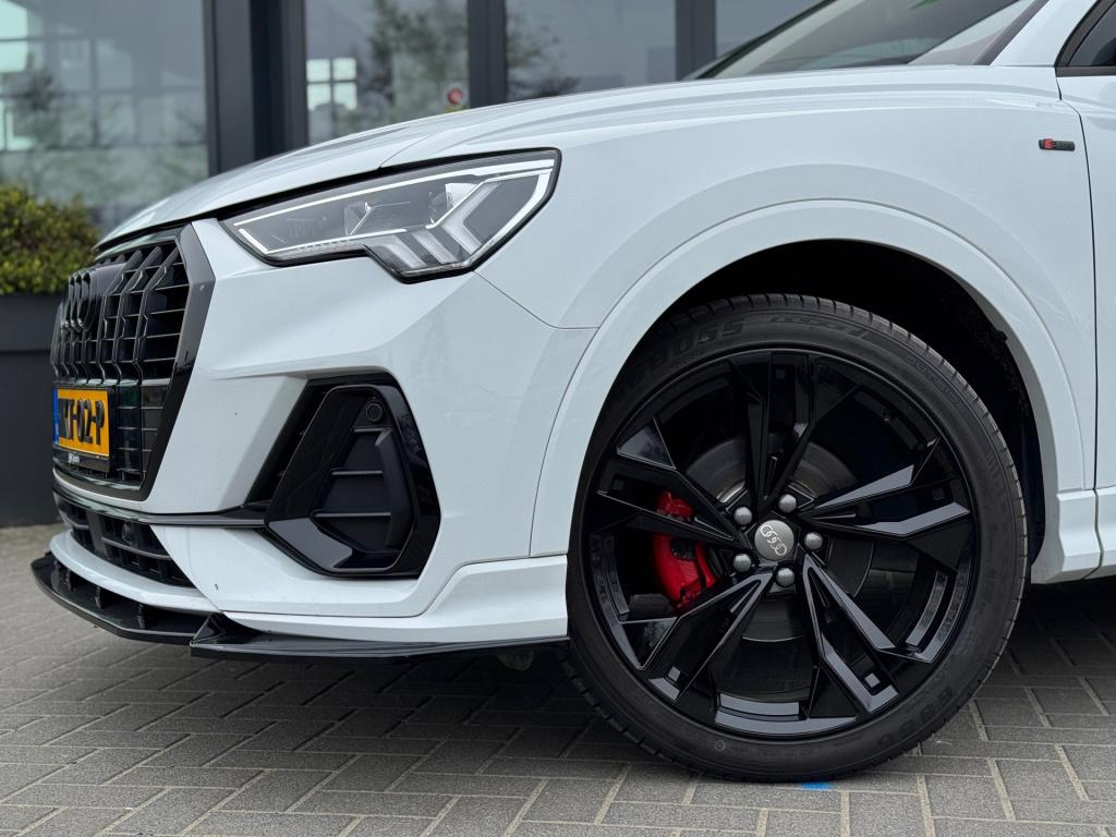 Audi Q3 35 tfsi 3x s-line* keyless * matrix led * camera * carplay