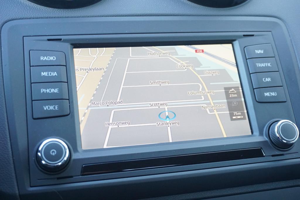 Seat Ibiza st 1.0 ecotsi style connect airco / navi / cruise / parkeersens.