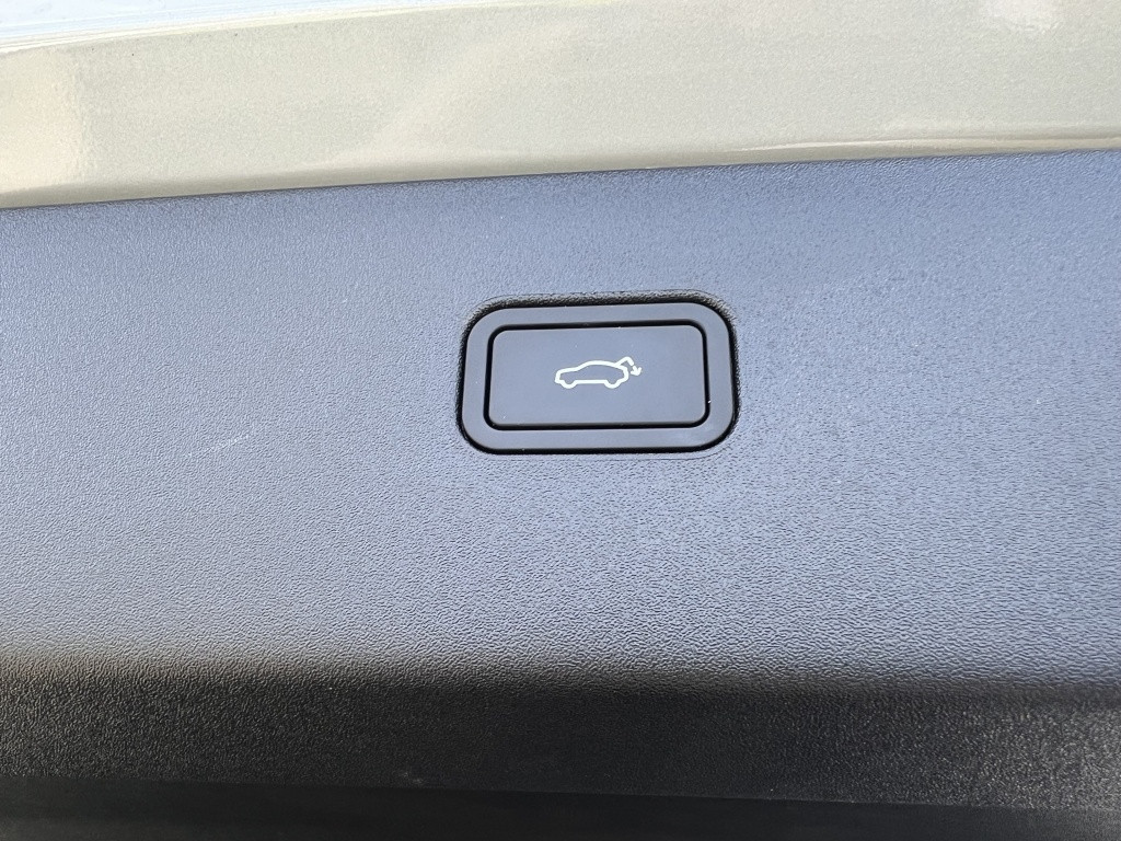 Volvo Ex30 extended range ultra 20" | nieuwprijs € 50.214,= |