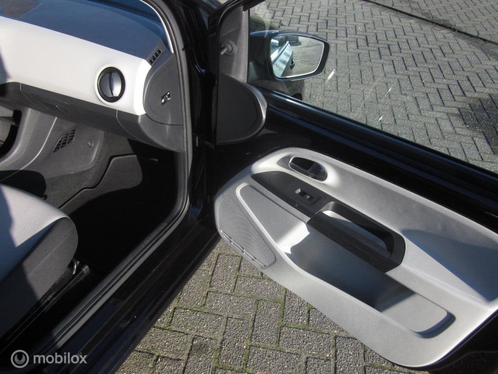 Seat Mii 1.0 chill out/airco/stuurbekr/5 deurs/nieuwe apk