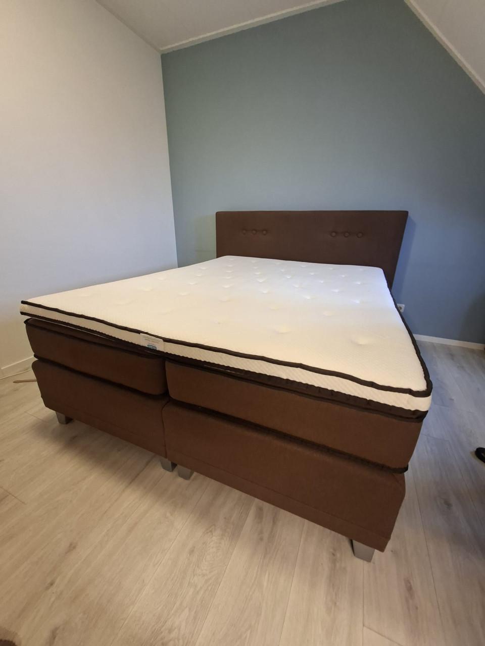 Bed boxspring 160 x 200 cm Pullmann