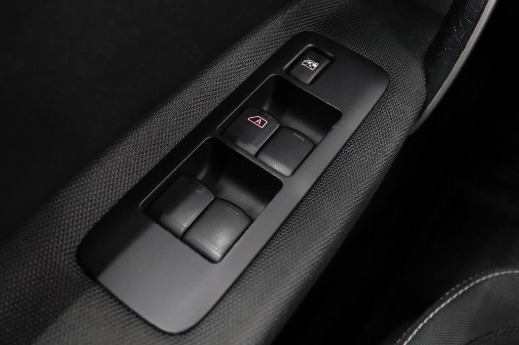 Nissan Qashqai 2.0 connect edition | cruise | pano | automaat |