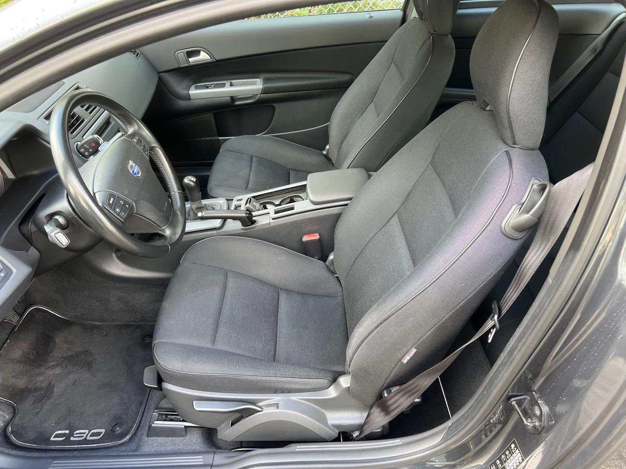 Schitterende Volvo C30 uit 2010 met slechts 106000 km