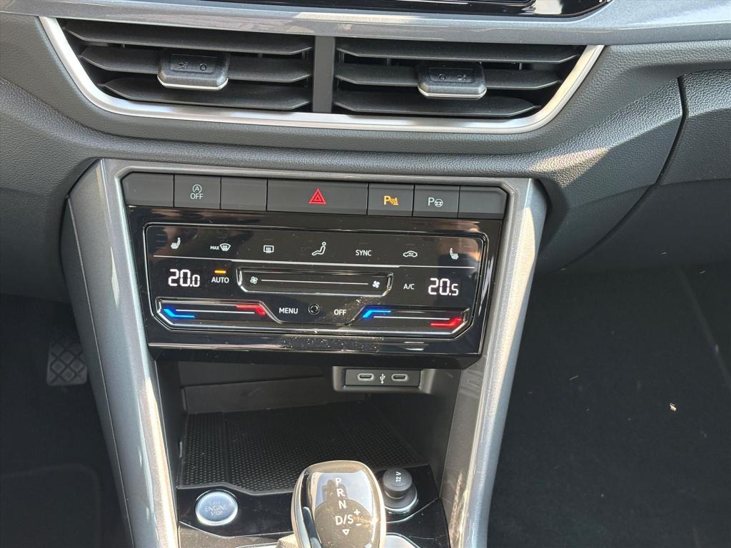 Volkswagen T-roc 1.5 tsi 150pk 7-dsg style|camera|carplay|keyless| rijklaar