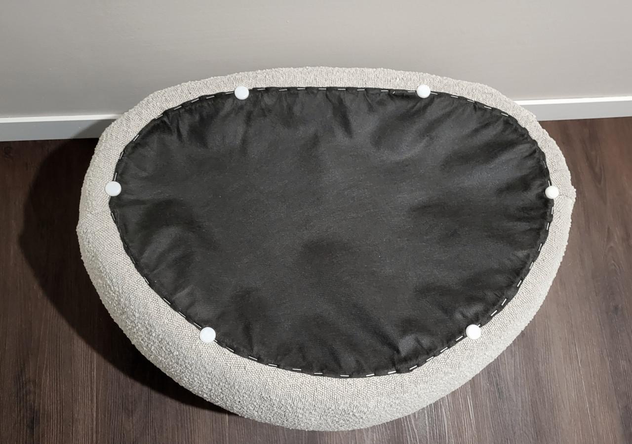 Mooie Poef Liby (bekend van TV wonen) - 70x48x35 cm