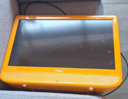 Tv oranje