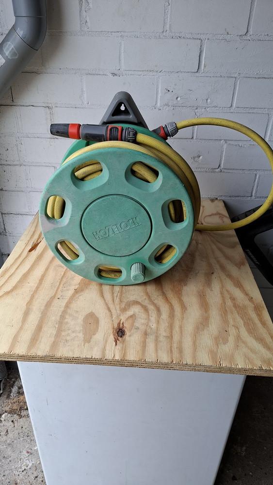 Tuinslang met haspel