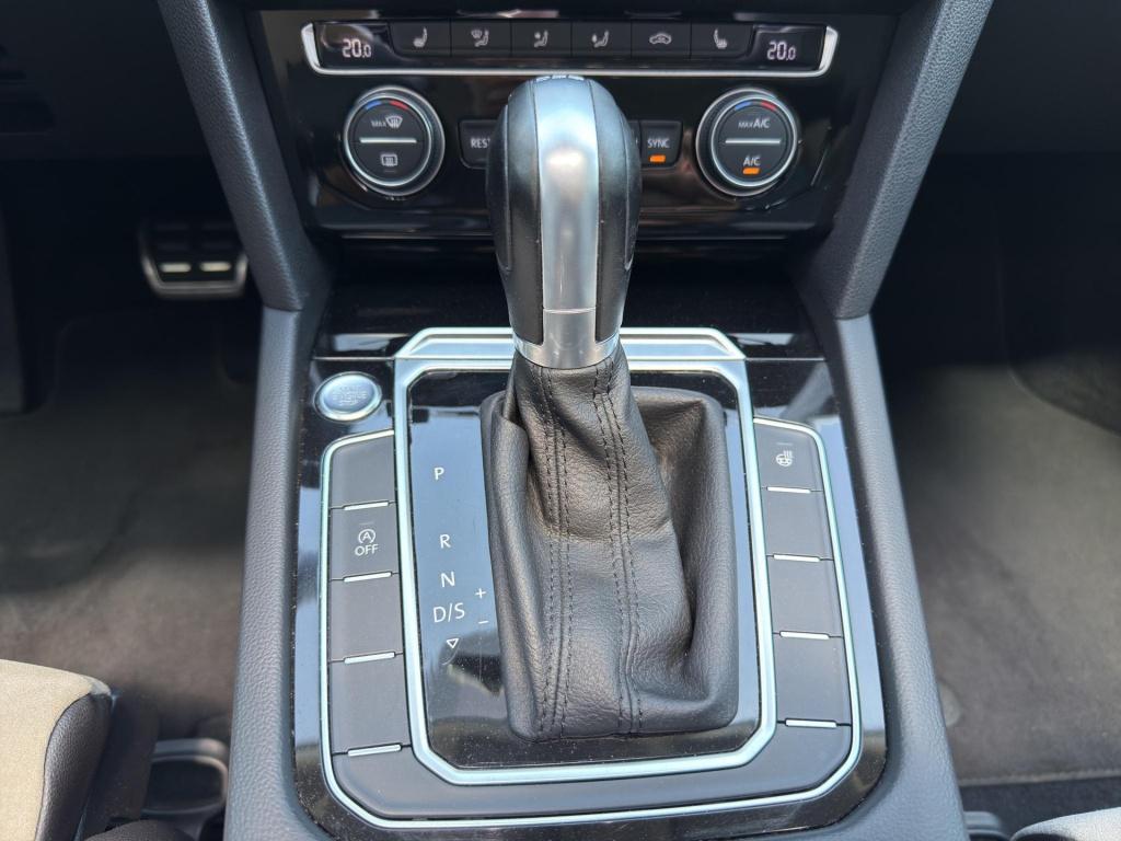 Volkswagen Passat variant 1.4 tsi act connected series plus | r-line | mass
