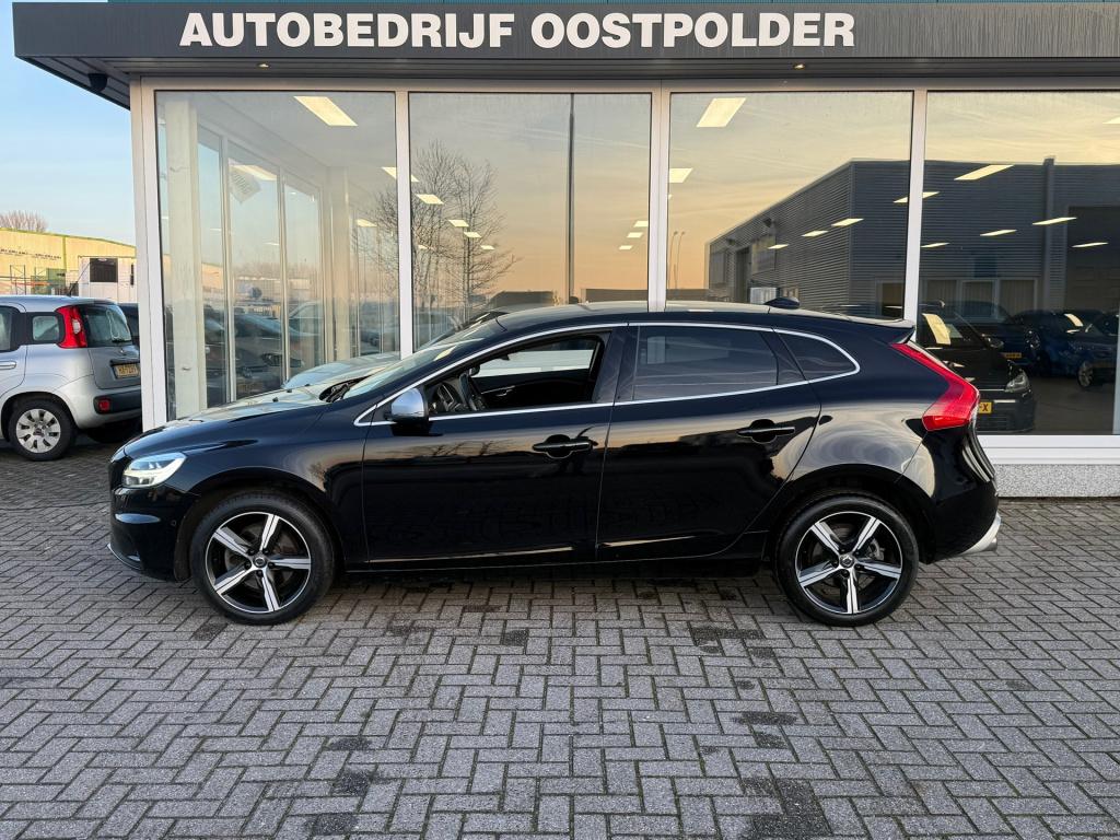 Volvo V40 2.0 t4 business sport r-design 190 pk