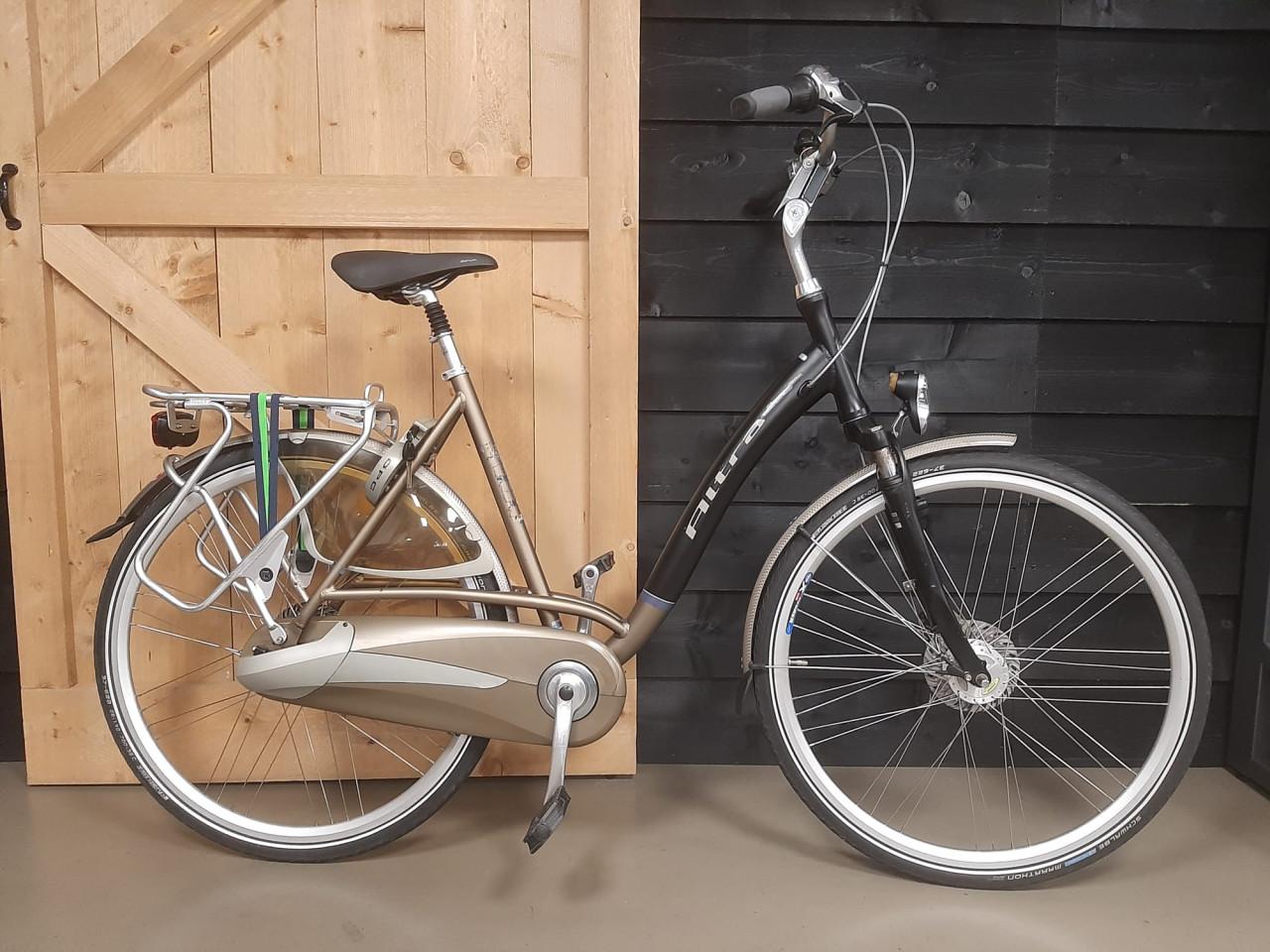 Nette Altra Discovery met 8 versnellingen