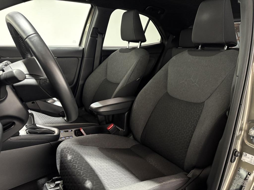 Toyota Yaris Cross 1.5 hybrid first edition | bsm | stoelverwarming | camer
