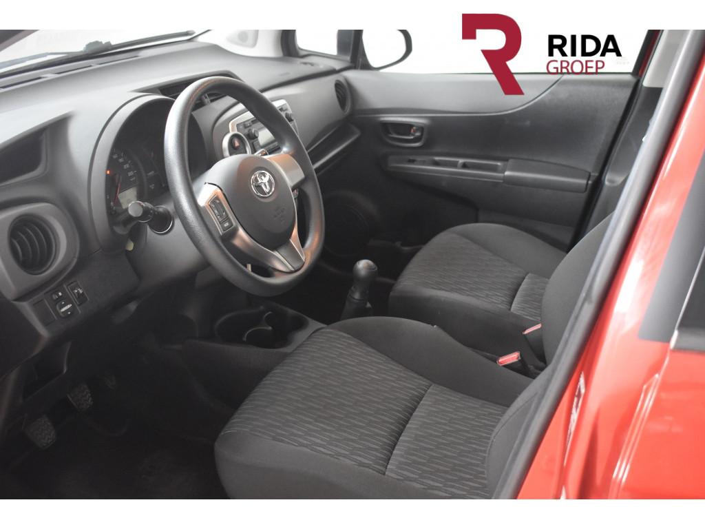 Toyota Yaris 1.0 vvt-i now 5 deurs