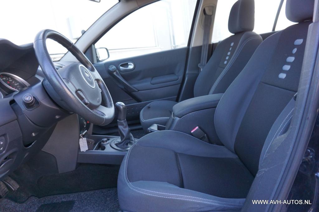 Renault Megane 1.6-16v business line, apk: 4-2027!