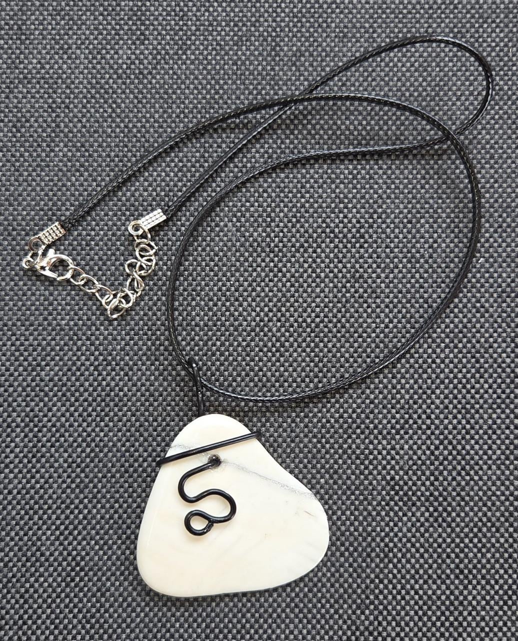 Hand gemaakte sieraad (Ketting)
