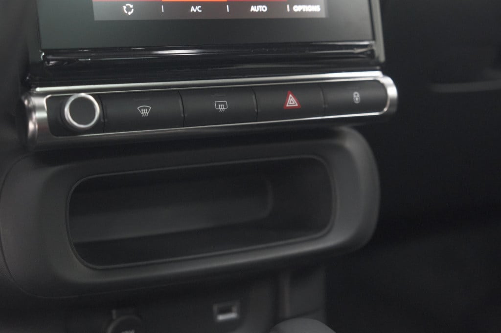 Citroen C3 puretech 110 eat6 feel edition | panoramadak | apple carplay | p