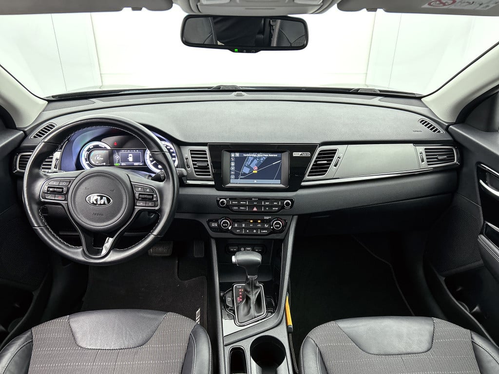 Kia Niro 1.6 gdi hybrid dynamicline | navi | automaat | trekhaak tbv fietse