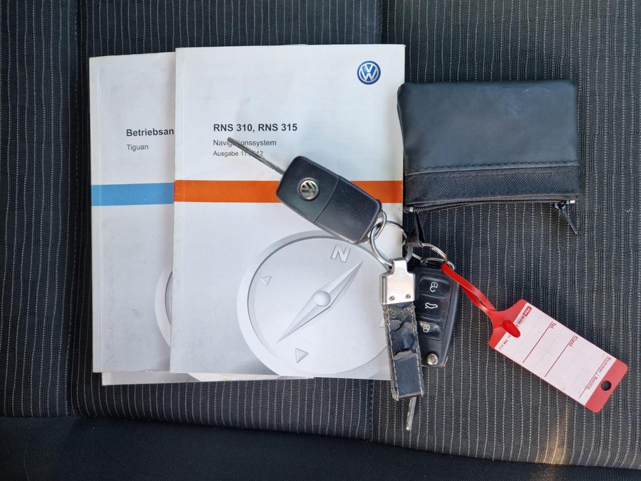 TE KOOP VOLKSWAGEN TIGUAN 1.4 TSI R-LINE EURO 5 MET TREKHAAK
