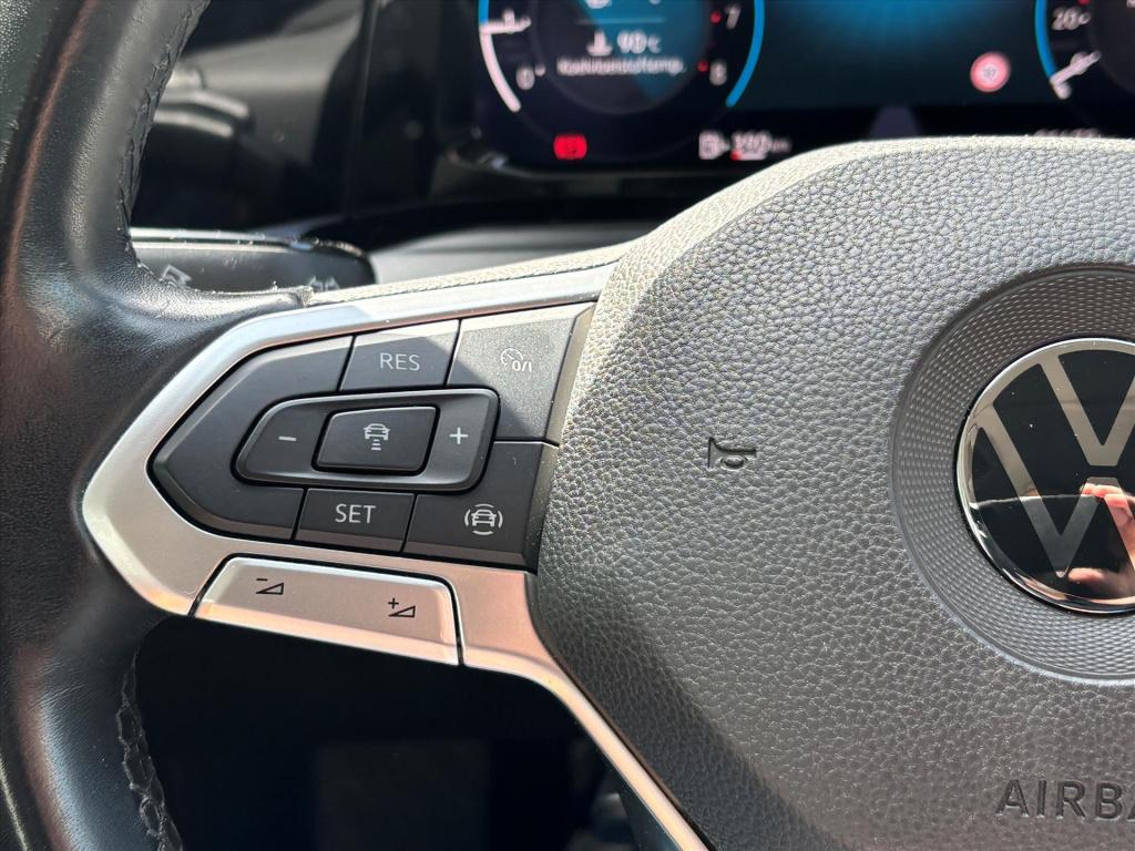 Volkswagen Golf 1.5 tsi 130pk life| navigatie |adapt cruise| led| rijklaarp