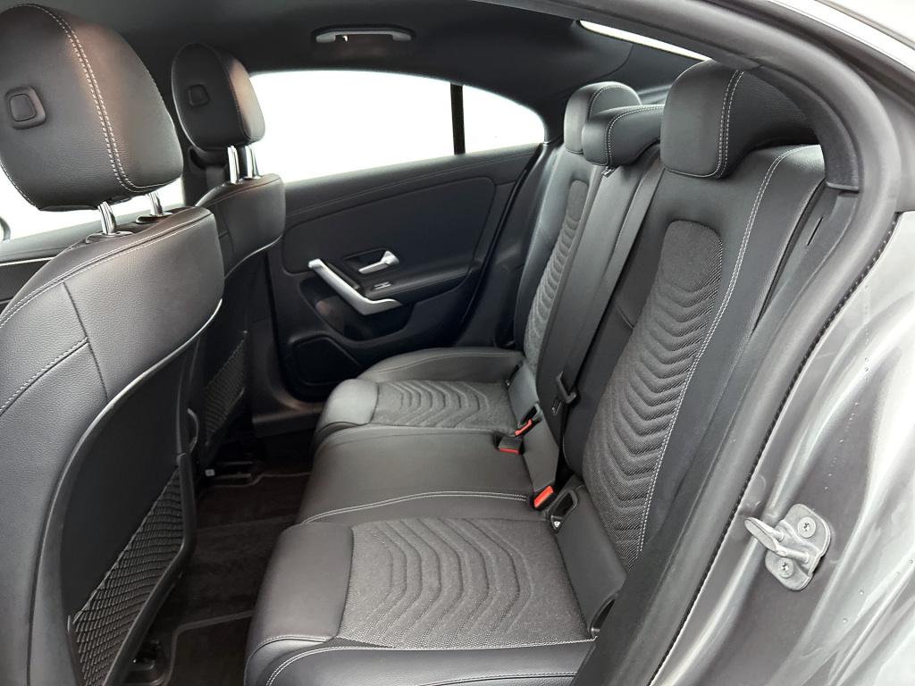 Mercedes-Benz Cla 180 business line | trekhaak | cruise control | stoelverw