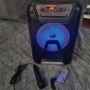 Party speaker bleutooth met licht mic enz