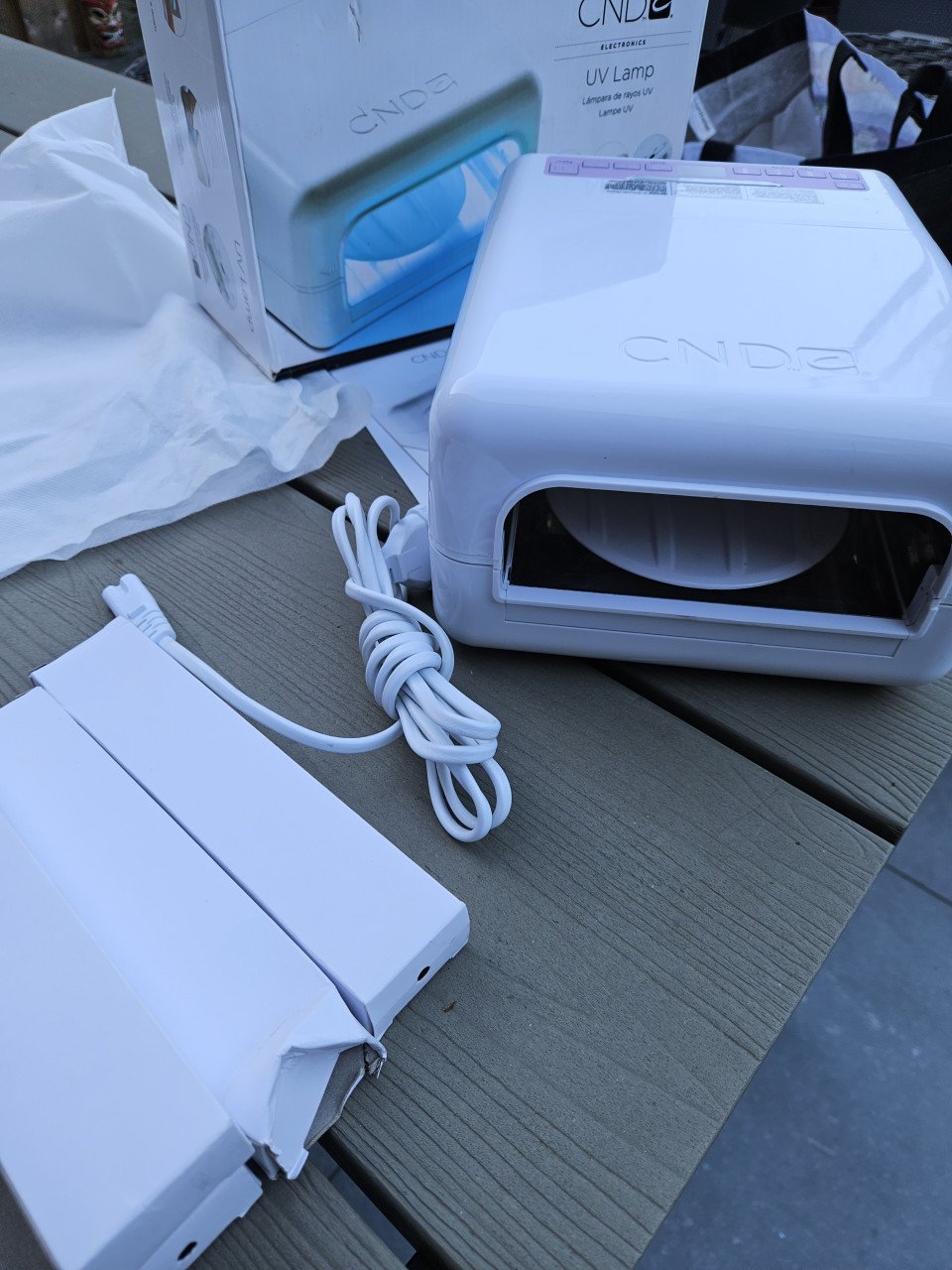 Goed werkende CND UV LAMP voor SHELLAC en BRISA (Lite) gellak....