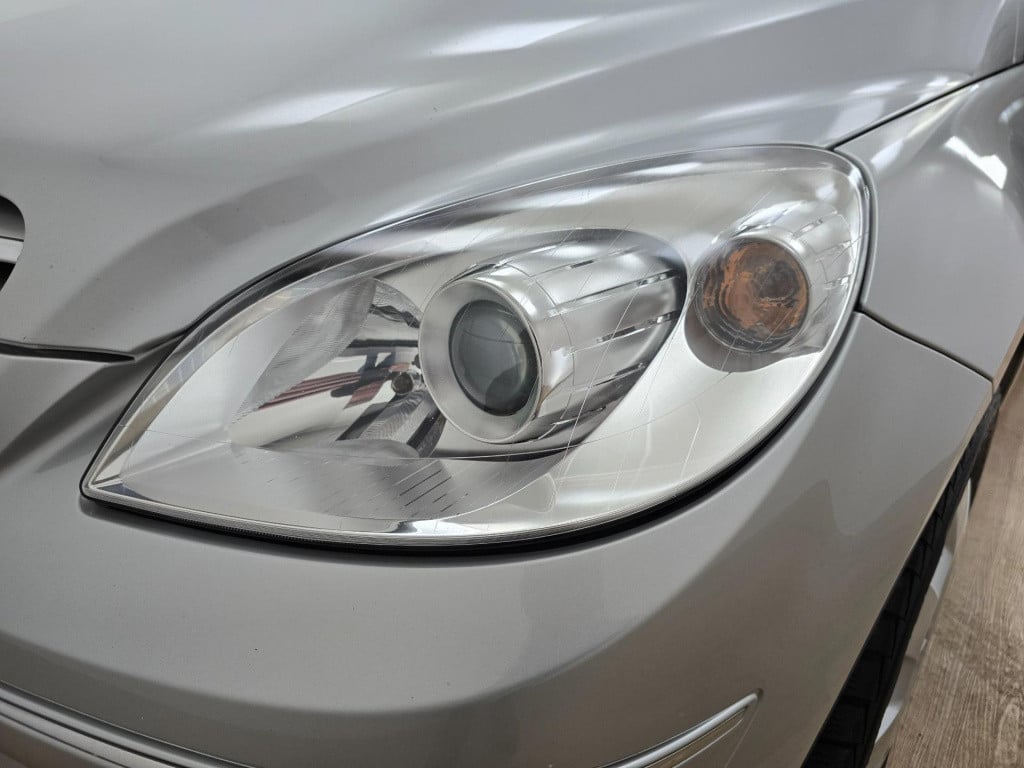 Mercedes-Benz B-Klasse 200 occasion automaat luxe uitvoering en hoge instap