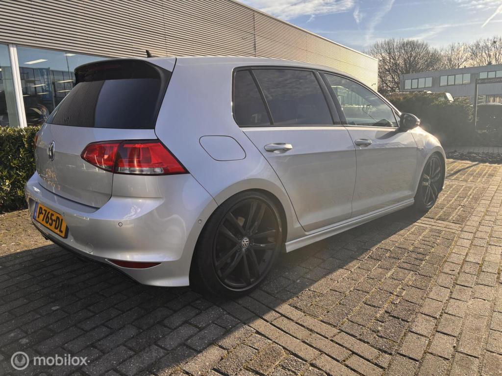 Volkswagen Golf 1.4 tsi cup edition r-line