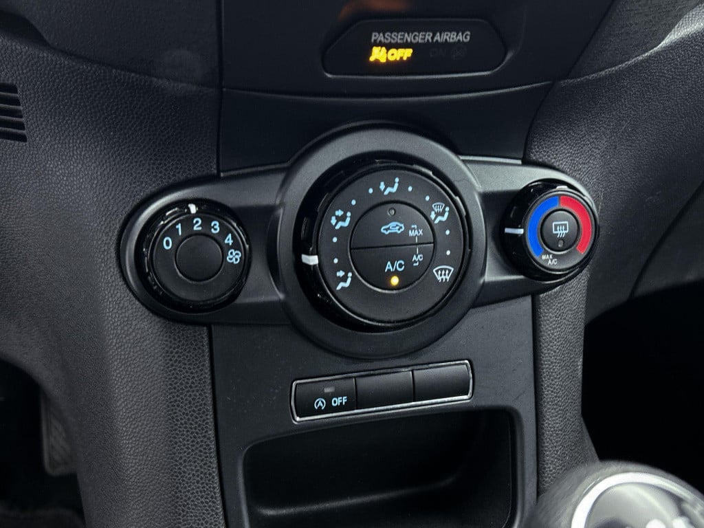 Ford Fiesta 1.0 style