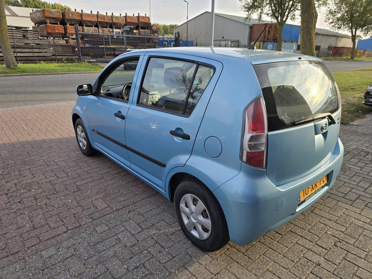 Daihatsu Sirion2