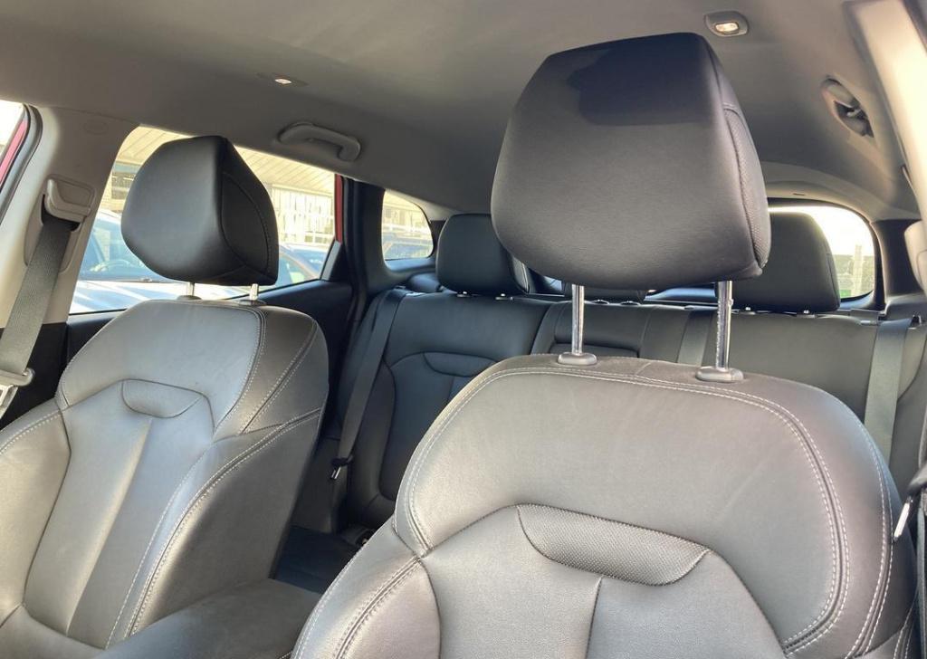 Renault Kadjar 1.3 tce 140 intens - leer / stoelverwarming