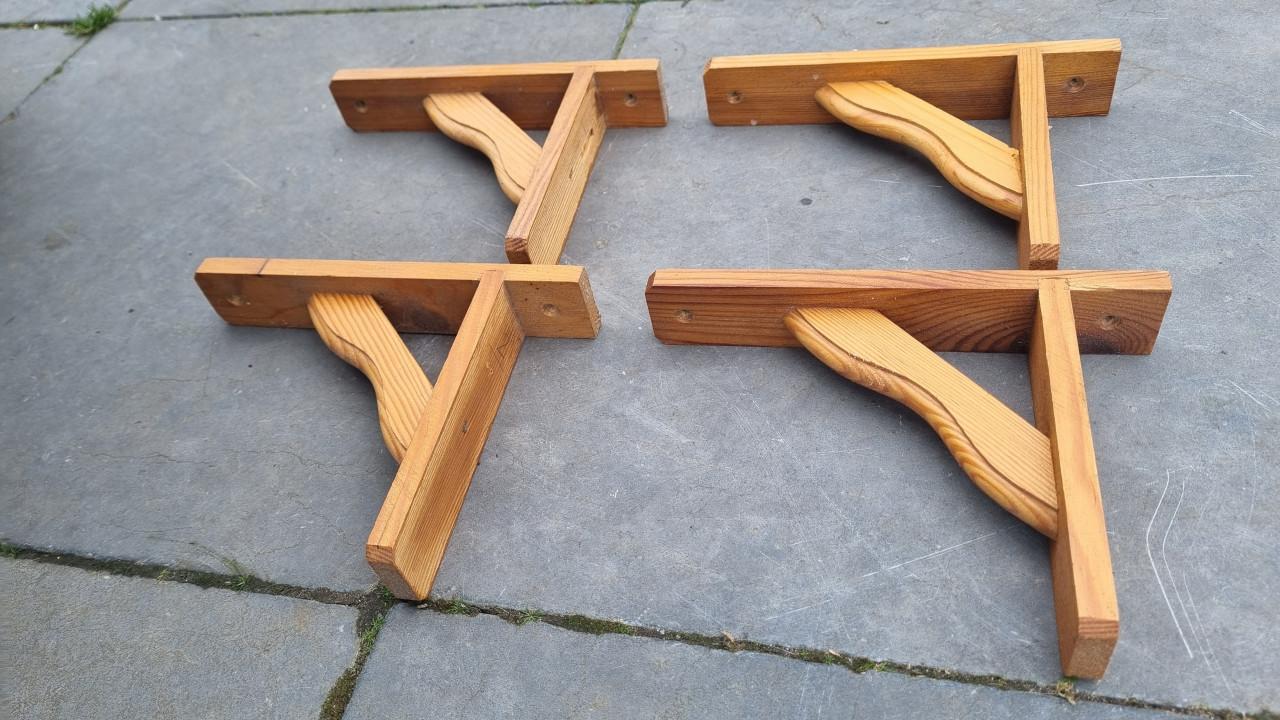 4x houten plankdrager
