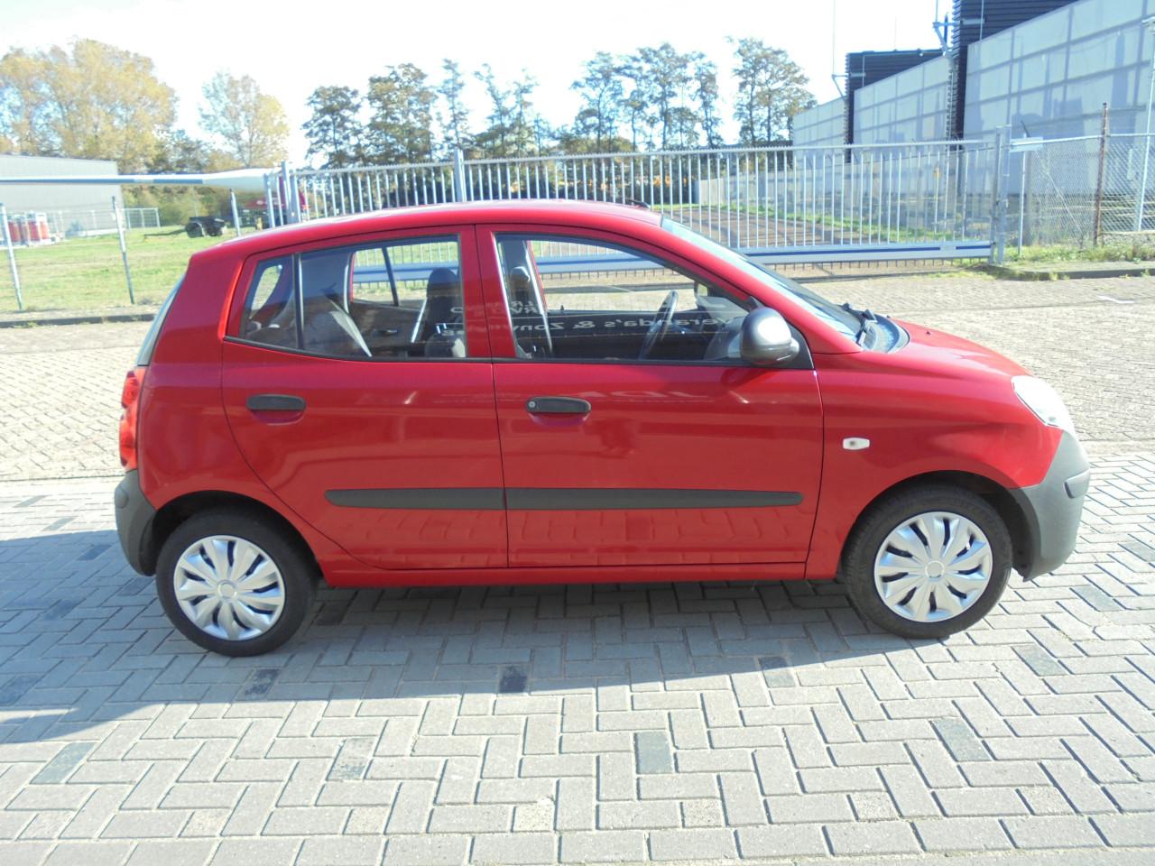 Kia Picanto 1.0 X in bijzonder nette staat aflevering met vol jaar Apk.