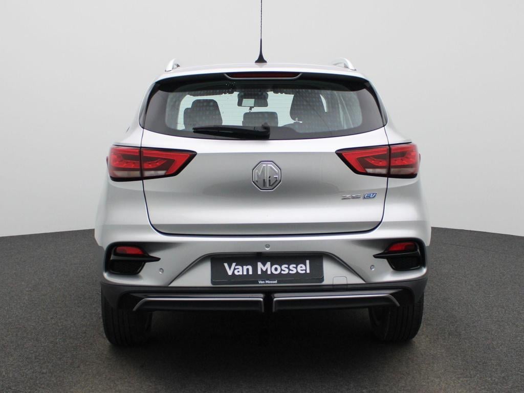 MG ZS standard range 51 kwh comfort