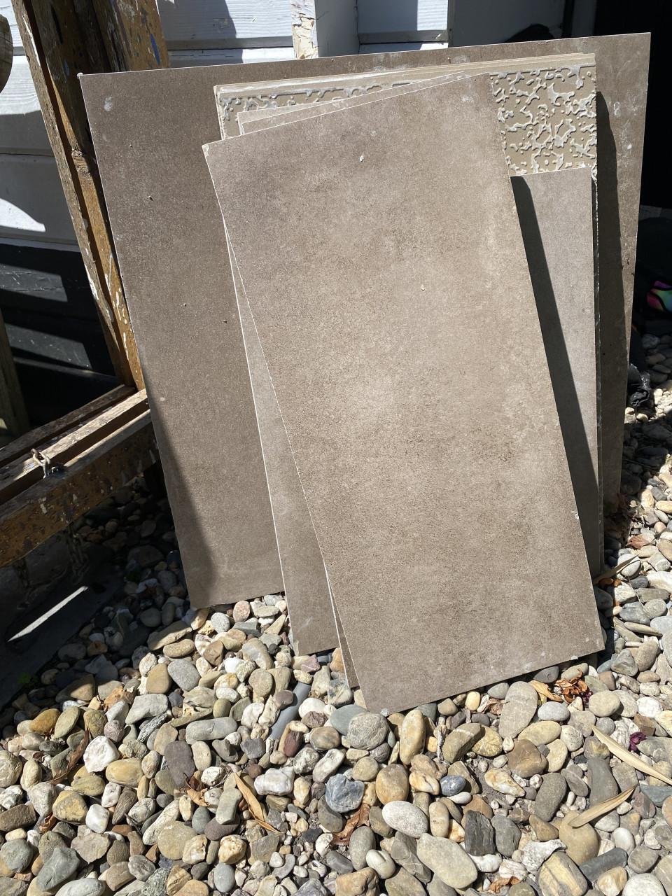 Taupe vloer- wandtegel 60x60 antislip