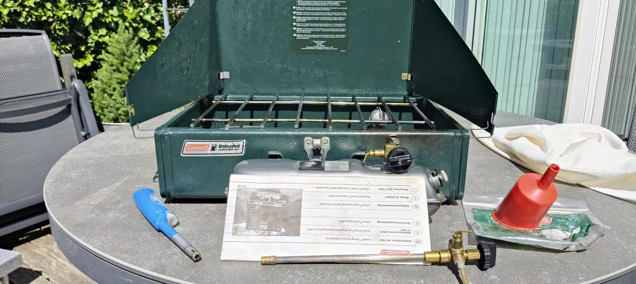 Coleman unleaded campstove 424