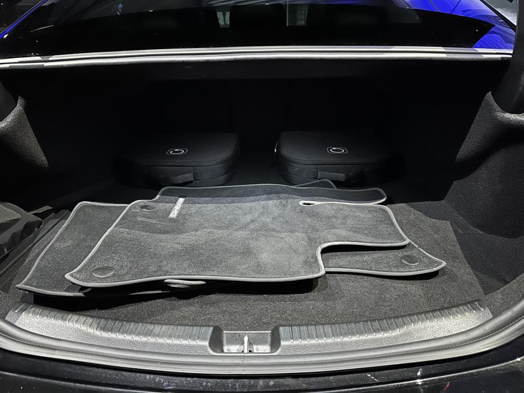 Mercedes-Benz C-Klasse 300 e amg line *pano*sfeer*360camera*nightpakket*