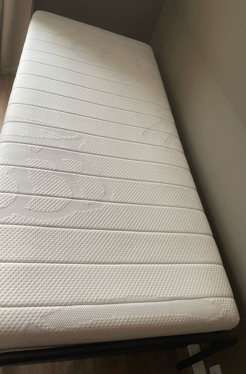 Onderschuifbed nieuw 🤩(merk : Avek twin) met nieuw Auping matras