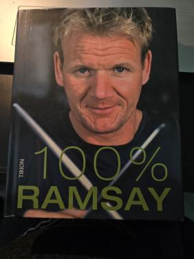 Kookboek 100% Ramsay) van chef-kok Gordon Ramsay.  Incl. DVD 2006