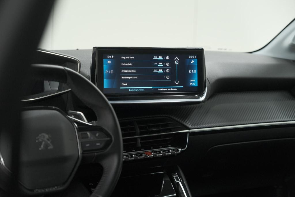Peugeot 208 puretech 100 eat8 allure | adaptieve cruise control |  camera |