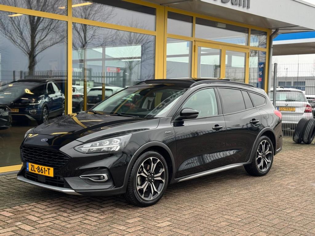Ford Focus wagon 1.0 ecob. active bns | pano | led | bovag