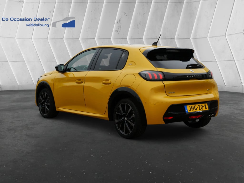 Peugeot 208 1.2 puretech gt pack rijklaar incl garantie