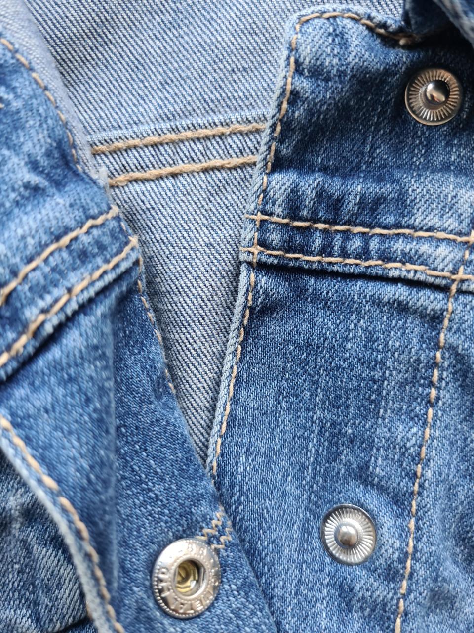 Spijkerstof jasje van Zara Maat 122-128