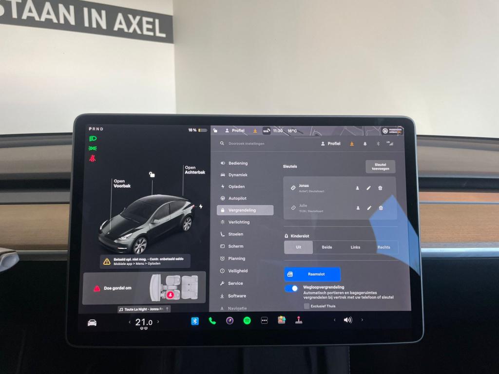 Tesla Model Y long range awd 75 kwh