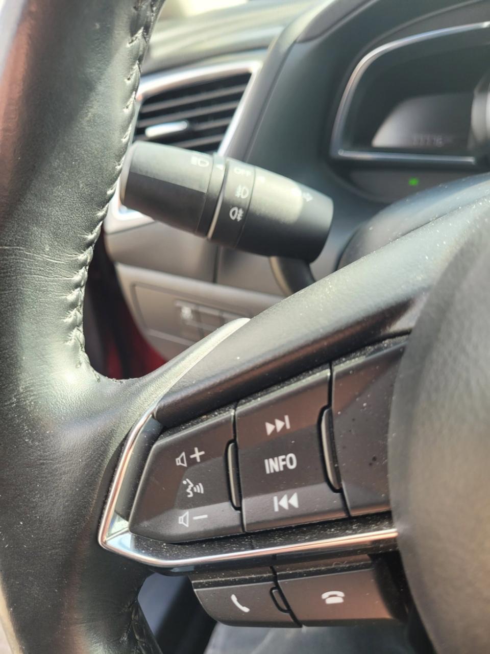 Mazda 3 2.0 skyactiv-g 120 skylease