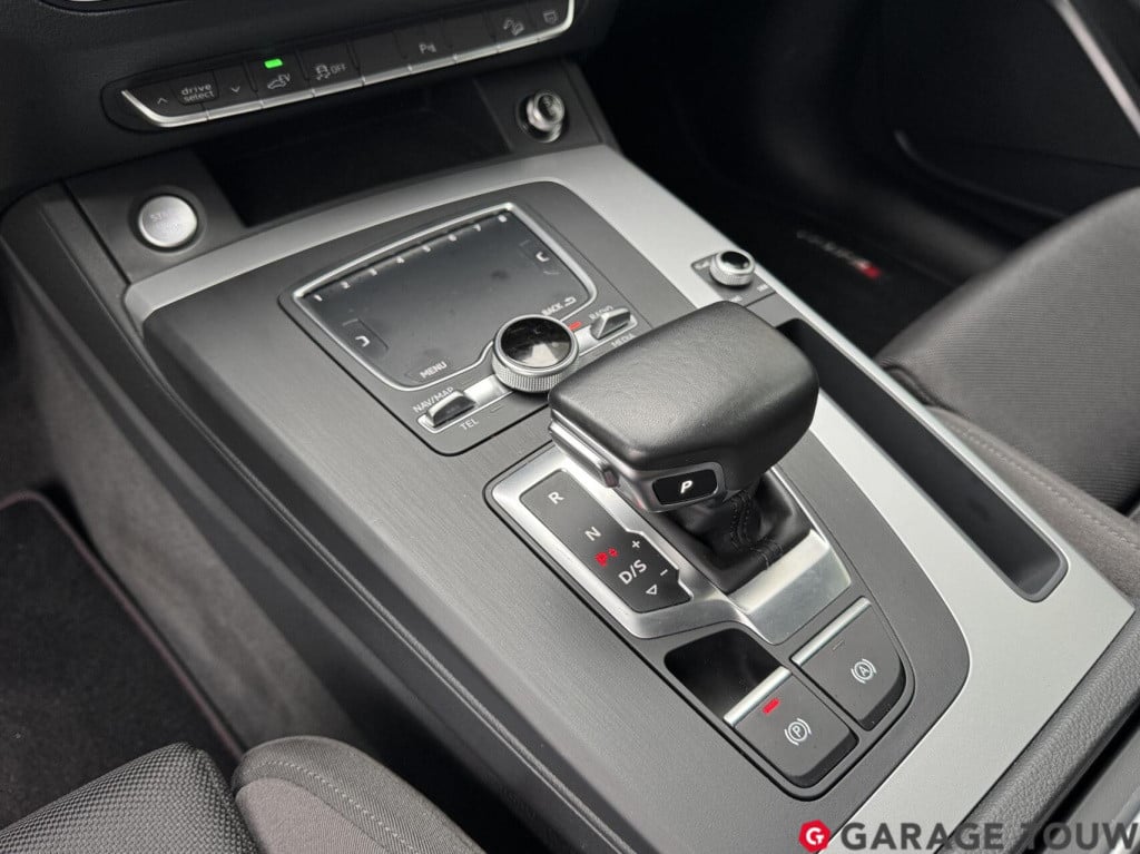 Audi Q5 55 tfsie quattro competition *hud, trekhaak, luchtv*
