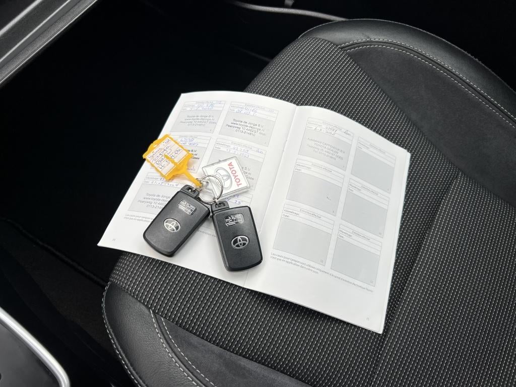 Toyota Yaris 1.5 hyb. premium | dealeronderhouden |