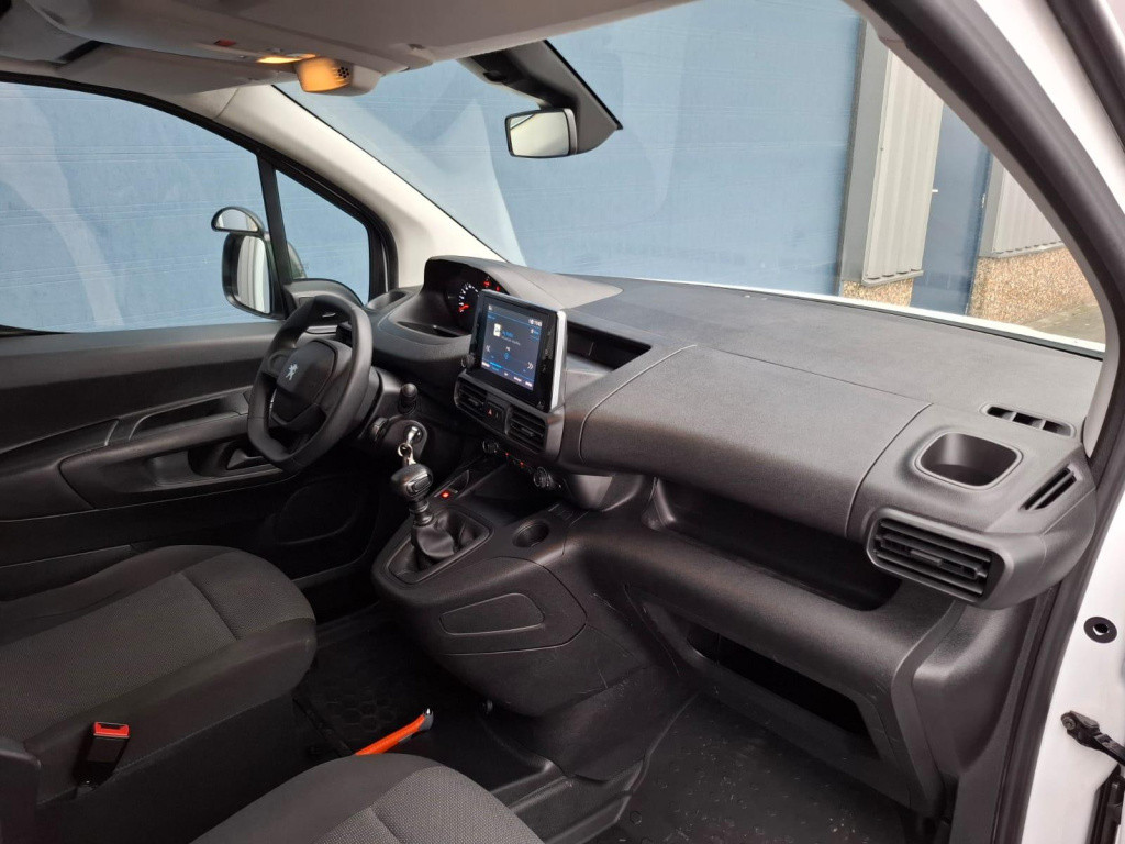 Peugeot Partner 1.5 bluehdi premium airco / cruise controle / navi / 105 pk