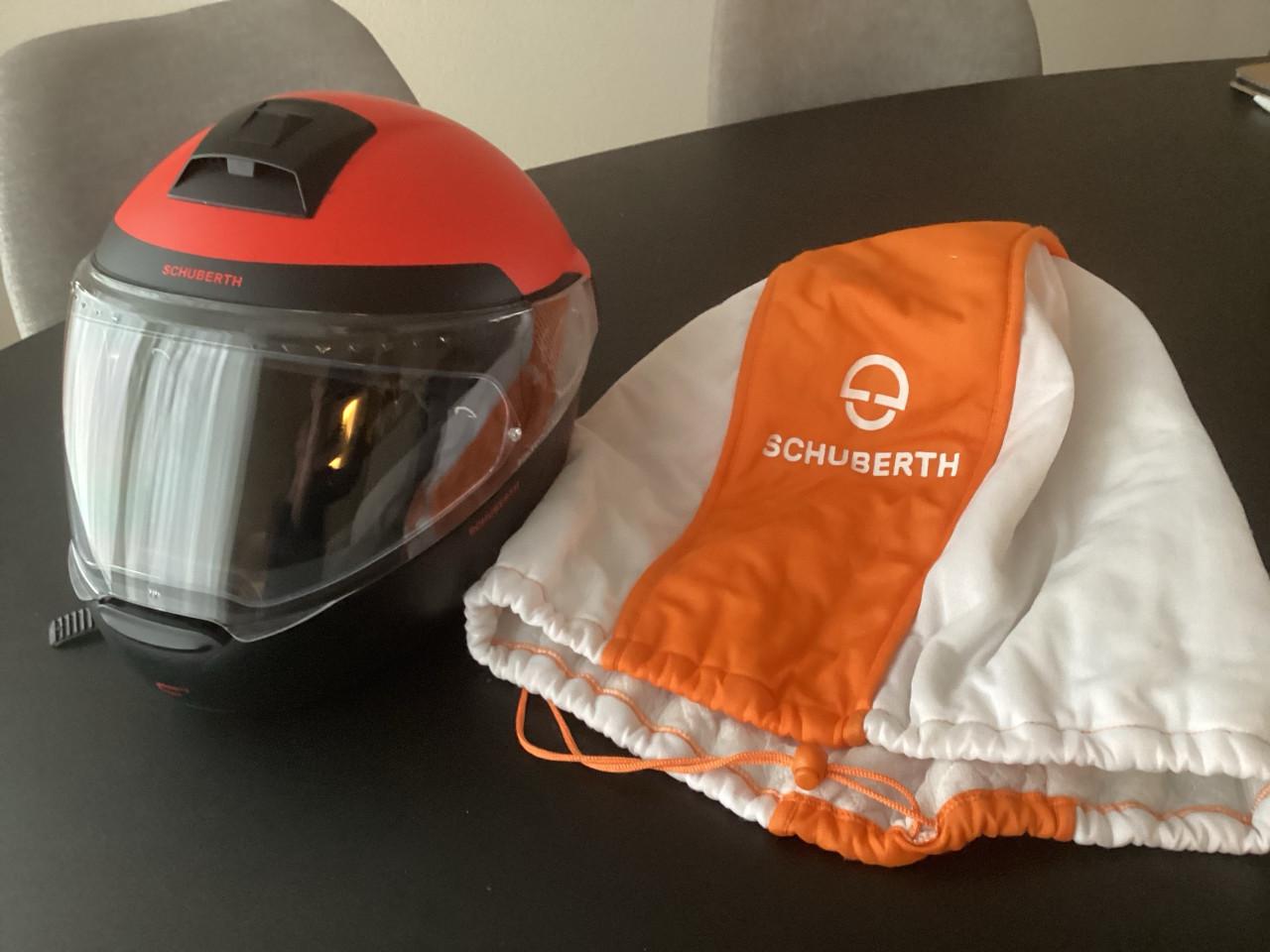Schuberth C4