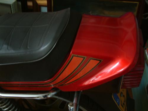 Honda 750-900 1979 t/m 1984  kappen en zadel voor wie dat nog  zoekt