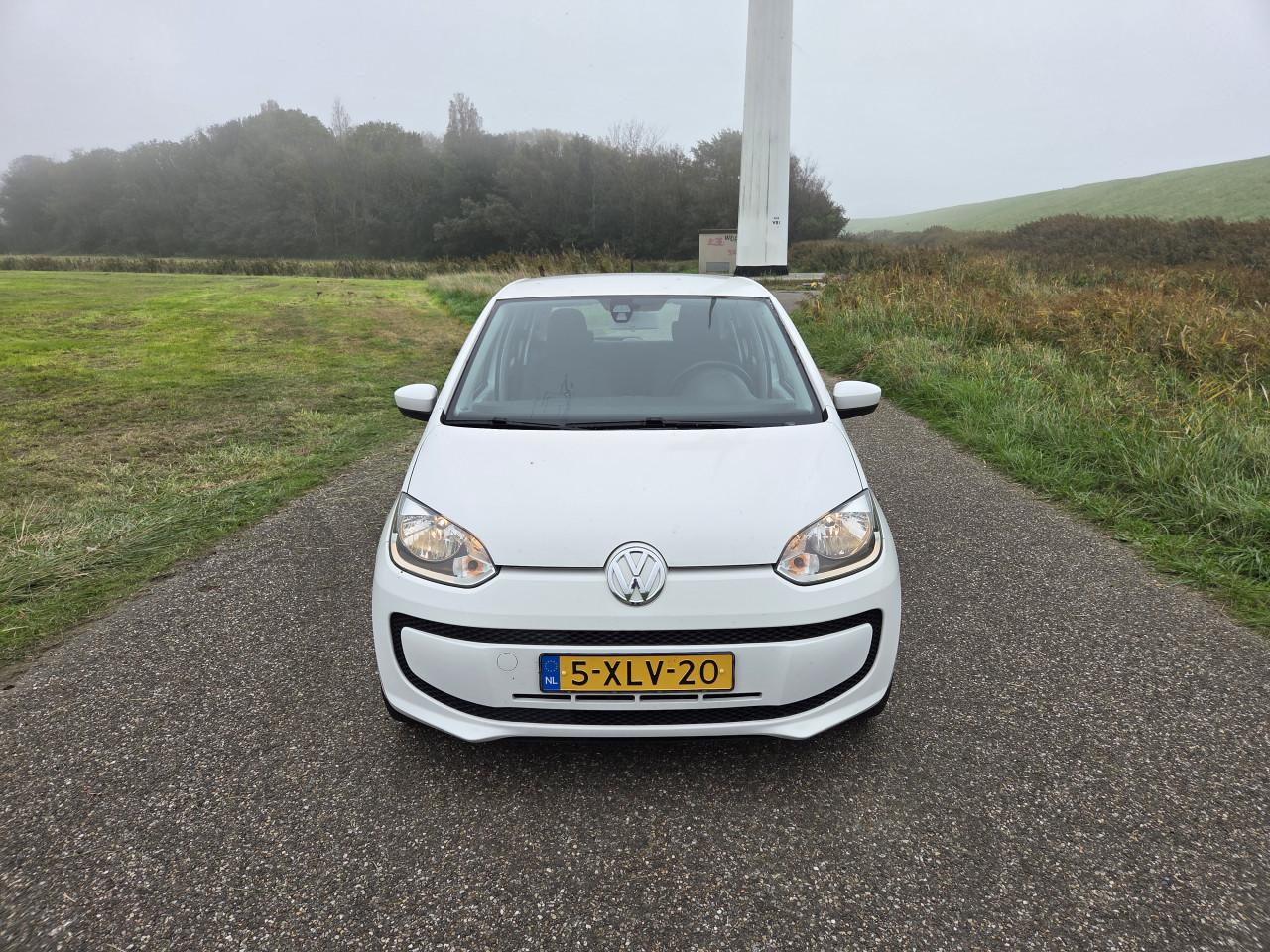 Volkswagen Up!1.0 | 2014 | 67.983 km | Airco | BTW-auto